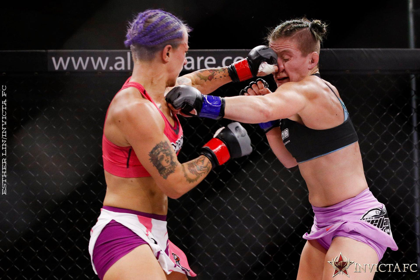 Jessica Rose Clark "Jessy Jess" Fight Worn Invicta Full MMA Fight Kit + Photo [FIGHT WORN] [SPECIAL DEAL!]