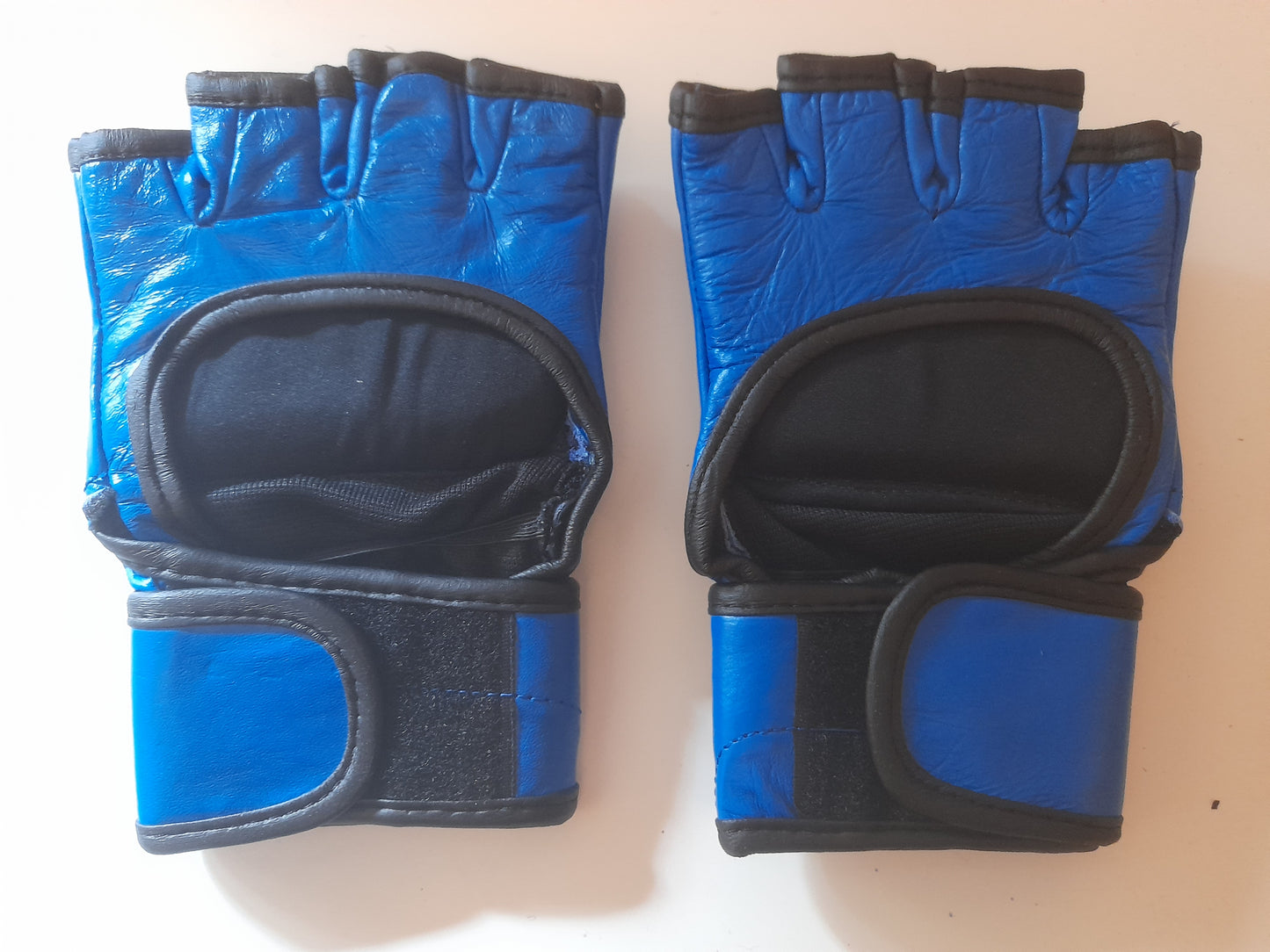 WEC World Extreme Cagefighting Official MMA Fight Gloves - Version 1- Blue - Size S - Ouano