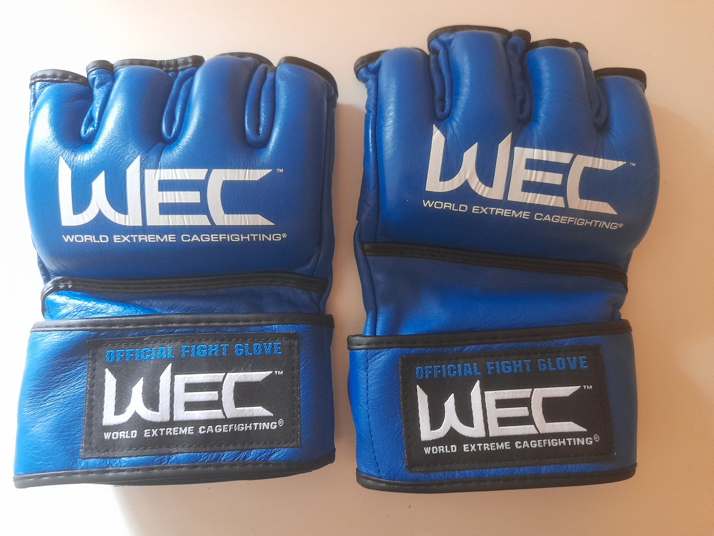 WEC World Extreme Cagefighting Official MMA Fight Gloves - Blue - Size S - Century