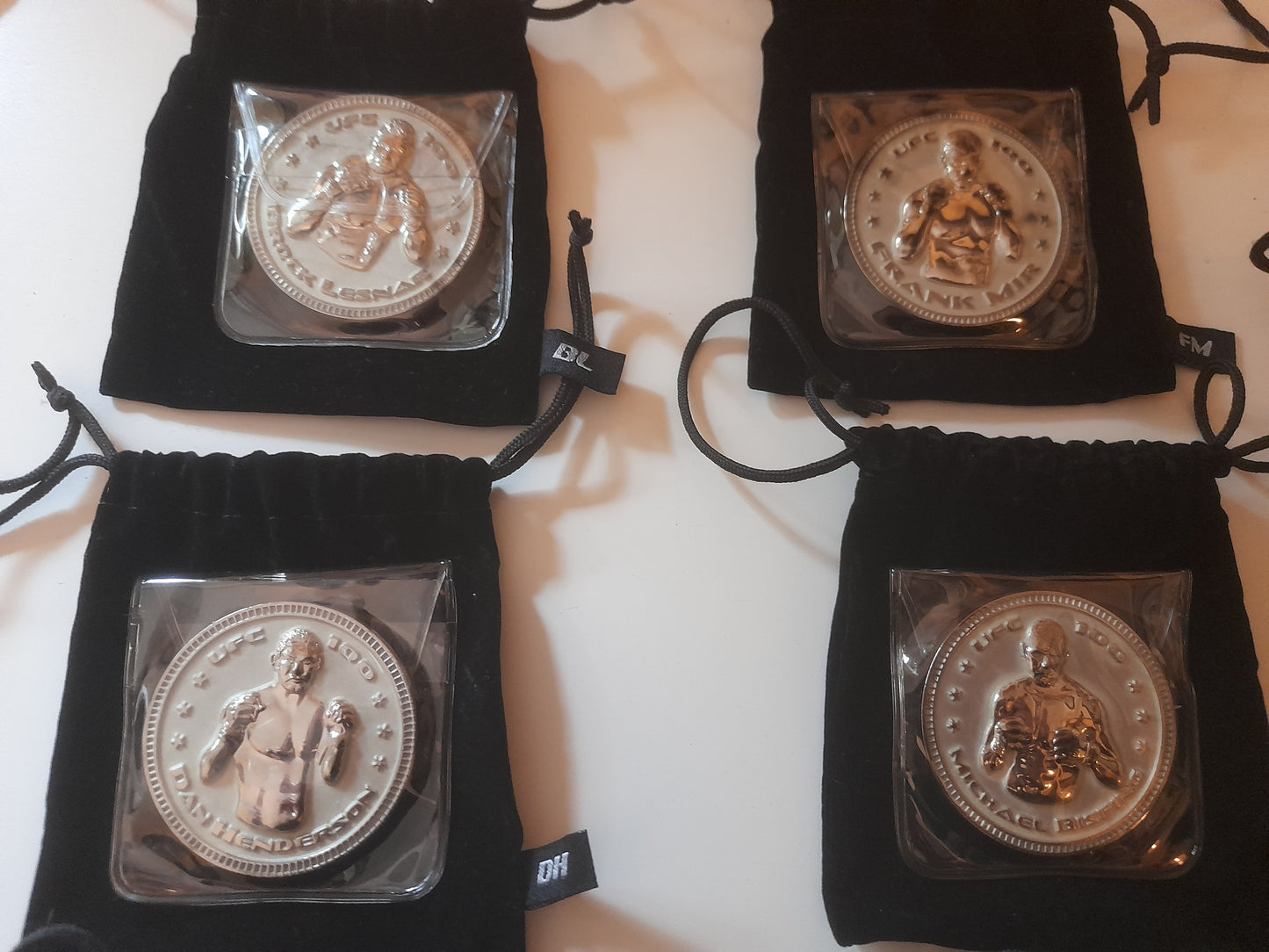 Complete 6x Coin UFC 100 Commemorative Coin Set in pouches +1 Extra